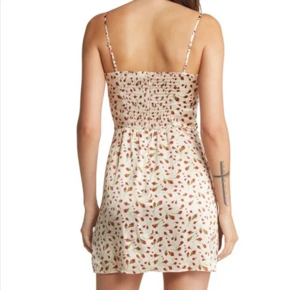Reformation Kosta Silk Mini Dress with Roses Print, New Without Tags - Picture 3 of 7